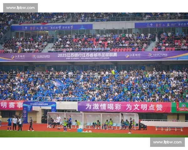 激情碰撞绿茵场，全天候足球赛事直播全解析